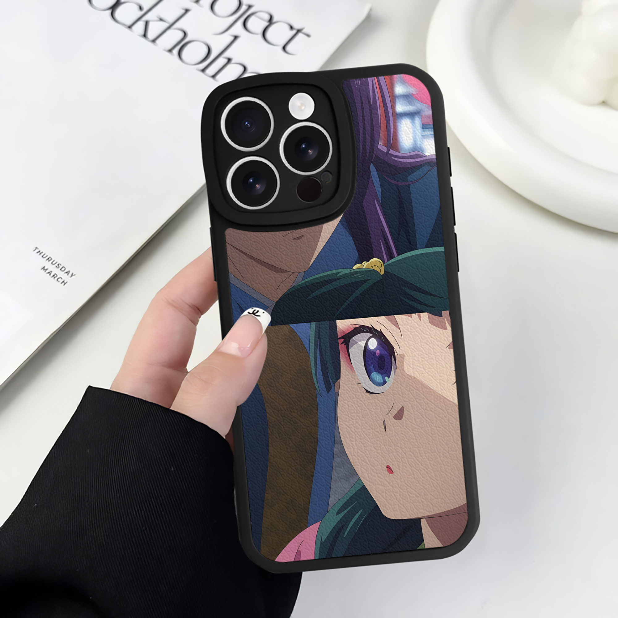 （画像用） 薬屋のひとりごと The Apothecary Diaries 【iPhone 16シリーズ対応】シリコンスマホケース（レザー調） 材質：シリコン